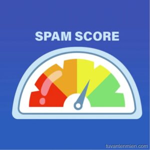 Tên miền đẹp nhưng chỉ số Spam Score lại khá cao.